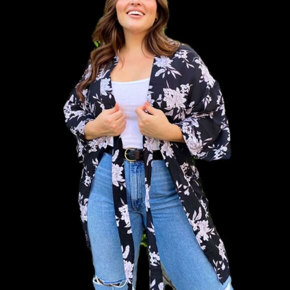 Spiritual Gangster Maya Kimono Black White Floral Pockets Tie Belt OSFM New - Picture 1 of 6